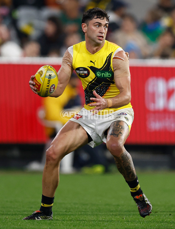 AFL 2025 Round 11 - Essendon v Richmond - A-59624692