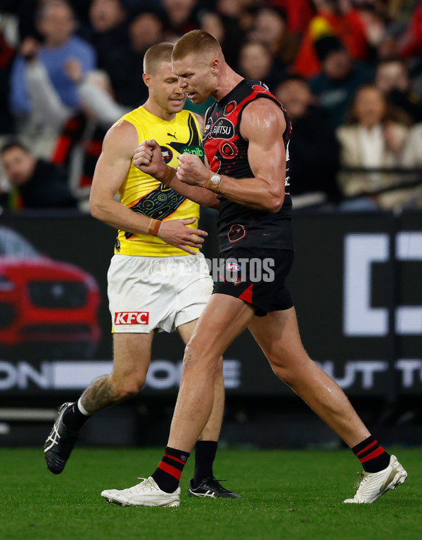 AFL 2025 Round 11 - Essendon v Richmond - A-59624729