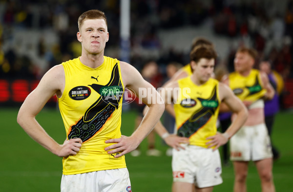 AFL 2025 Round 11 - Essendon v Richmond - A-59626910