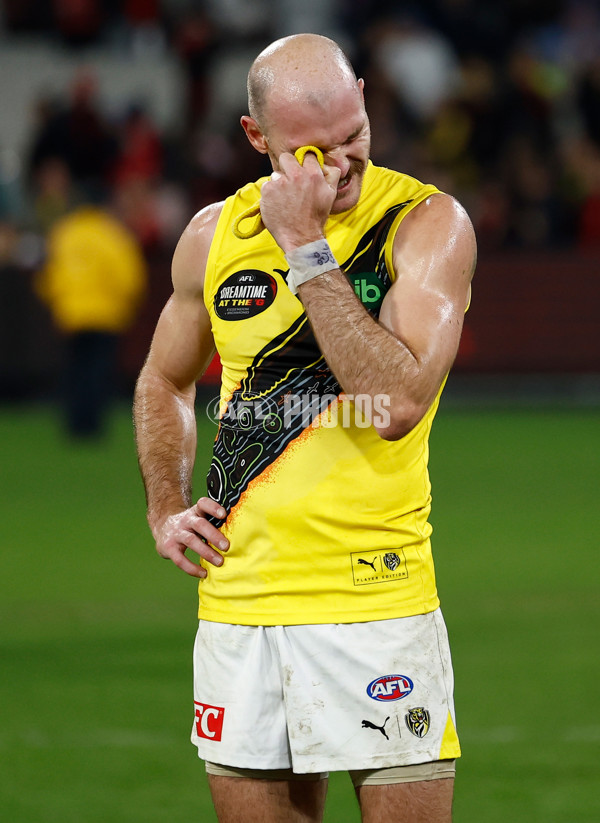 AFL 2025 Round 11 - Essendon v Richmond - A-59626913