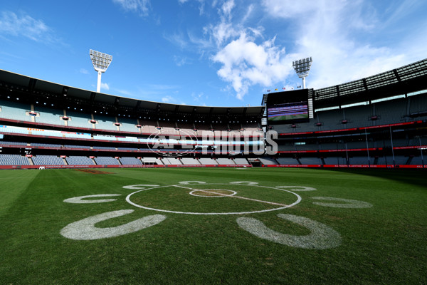 AFL 2025 Round 11 - Hawthorn v Brisbane - A-59637414
