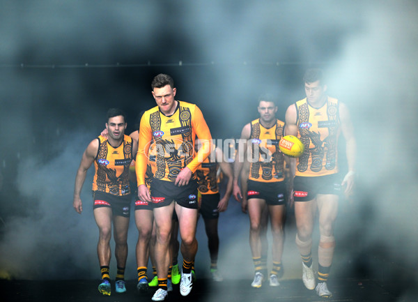AFL 2025 Round 11 - Hawthorn v Brisbane - A-59640960