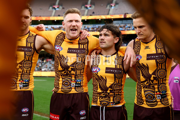 AFL 2025 Round 11 - Hawthorn v Brisbane - A-59642727