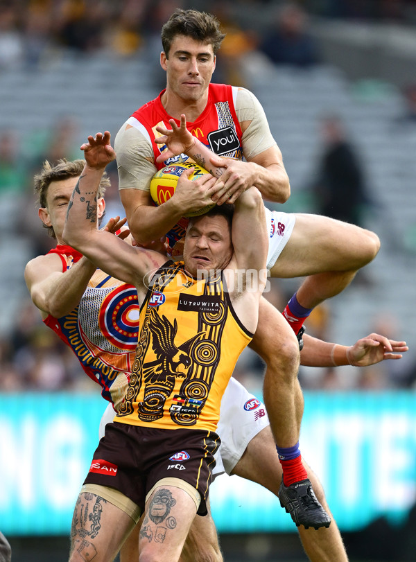 AFL 2025 Round 11 - Hawthorn v Brisbane - A-59642730