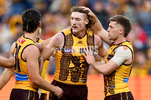 AFL 2025 Round 11 - Hawthorn v Brisbane - A-59642750