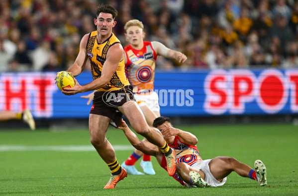 AFL 2025 Round 11 - Hawthorn v Brisbane - A-59645583