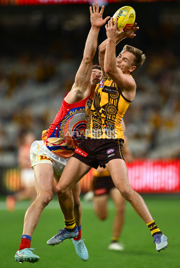 AFL 2025 Round 11 - Hawthorn v Brisbane - A-59649614