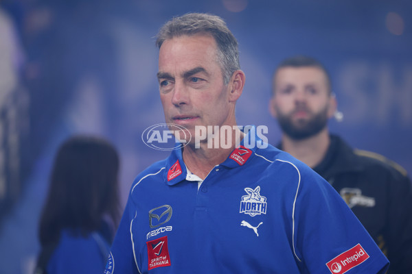 AFL 2025 Round 11 - North Melbourne v Collingwood - A-59652628