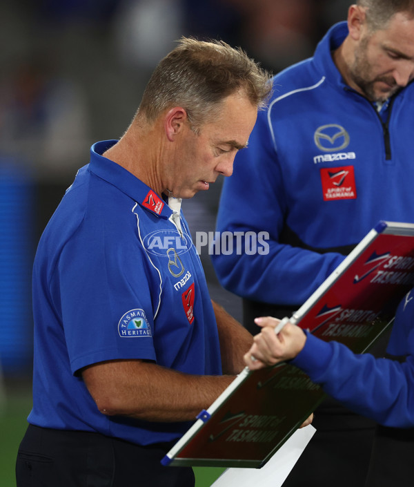 AFL 2025 Round 11 - North Melbourne v Collingwood - A-59661587