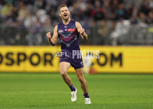 AFL 2025 Round 11 - Walyalup v Yartapuulti - A-59662875