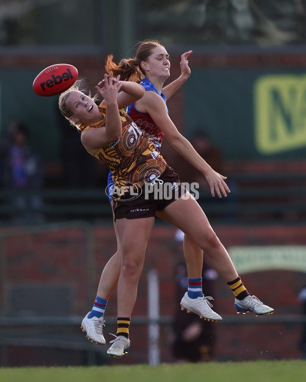 VFLW 2025 Round 06 - Box Hill Hawks v Western Bulldogs - A-59677800