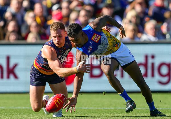 AFL 2025 Round 11 - Kuwarna v Waalitj Marawar - A-59681701