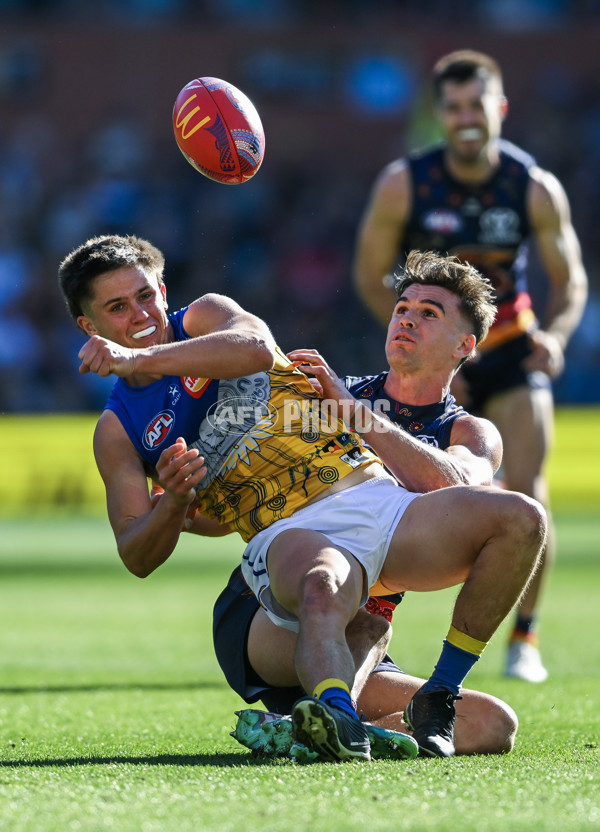 AFL 2025 Round 11 - Kuwarna v Waalitj Marawar - A-59691935