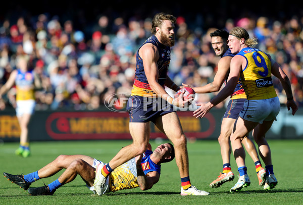 AFL 2025 Round 11 - Kuwarna v Waalitj Marawar - A-59697465