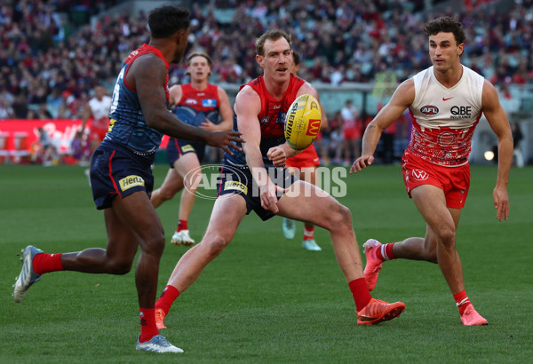 AFL 2025 Round 11 - Narrm v Sydney - A-59697872