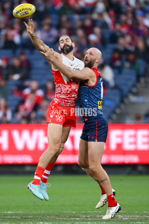 AFL 2025 Round 11 - Narrm v Sydney - A-59697891