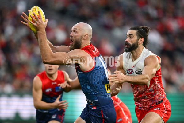 AFL 2025 Round 11 - Narrm v Sydney - A-59701415