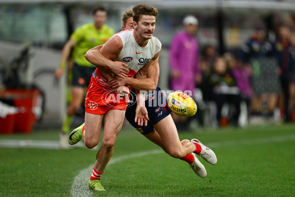 AFL 2025 Round 11 - Narrm v Sydney - A-59702080