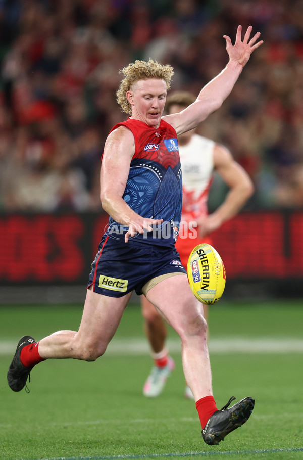 AFL 2025 Round 11 - Narrm v Sydney - A-59703263