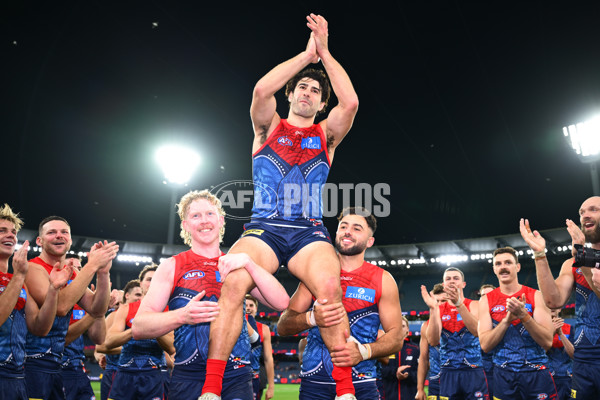 AFL 2025 Round 11 - Narrm v Sydney - A-59706388