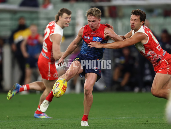 AFL 2025 Round 11 - Narrm v Sydney - A-59706998