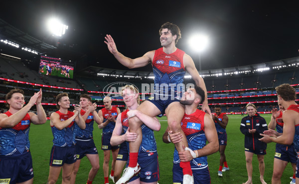 AFL 2025 Round 11 - Narrm v Sydney - A-59707014