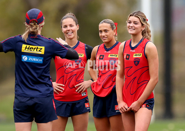 AFLW 2025 Training - Melbourne 280525 - A-59714589