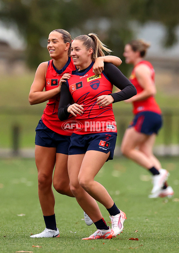 AFLW 2025 Training - Melbourne 280525 - A-59714590
