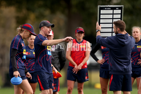 AFLW 2025 Training - Melbourne 280525 - A-59714628