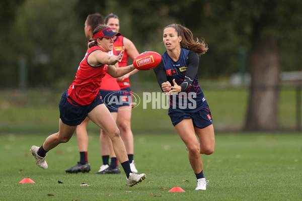 AFLW 2025 Training - Melbourne 280525 - A-59714629