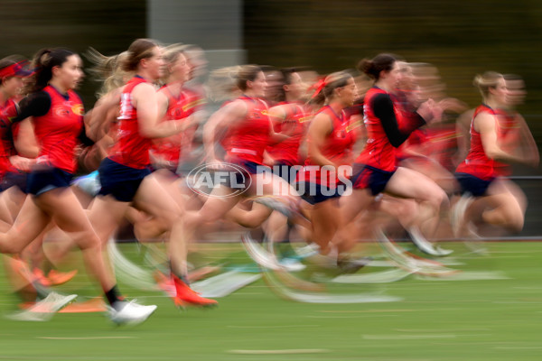 AFLW 2025 Training - Melbourne 280525 - A-59715088