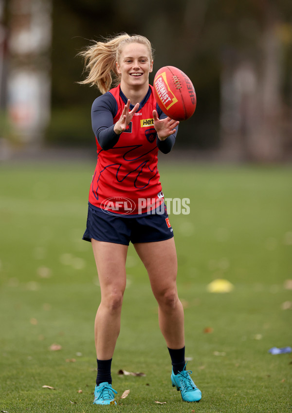 AFLW 2025 Training - Melbourne 280525 - A-59715098