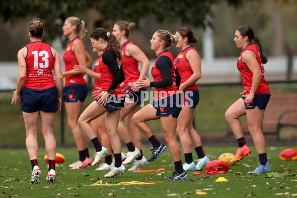 AFLW 2025 Training - Melbourne 280525 - A-59715122