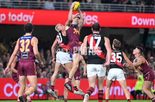AFL 2025 Round 12 - Brisbane v Essendon - A-59722394