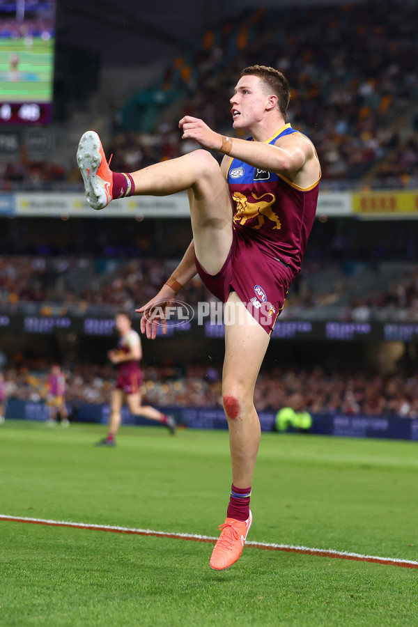 AFL 2025 Round 12 - Brisbane v Essendon - A-59729589