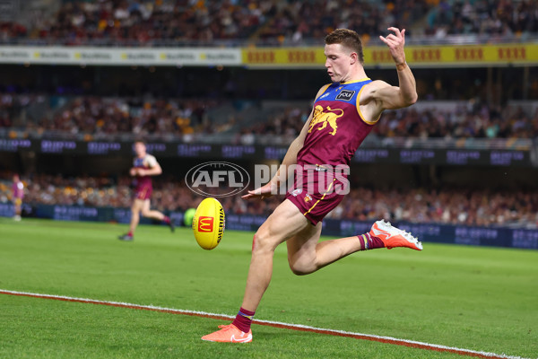AFL 2025 Round 12 - Brisbane v Essendon - A-59729590