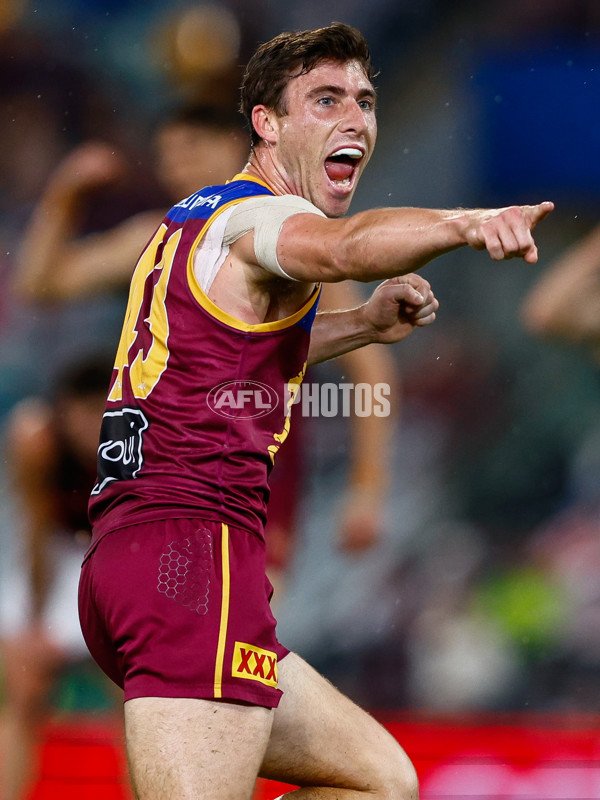 AFL 2025 Round 12 - Brisbane v Essendon - A-59731005