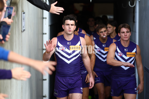 AFL 2025 Round 12 - Gold Coast v Fremantle - A-59748343