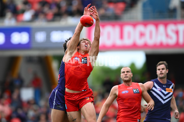 AFL 2025 Round 12 - Gold Coast v Fremantle - A-59751362