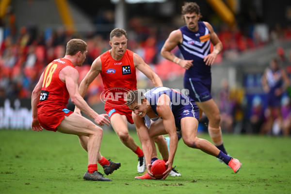 AFL 2025 Round 12 - Gold Coast v Fremantle - A-59753318