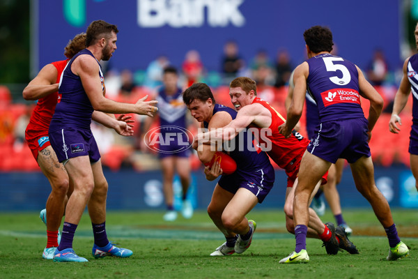 AFL 2025 Round 12 - Gold Coast v Fremantle - A-59753353