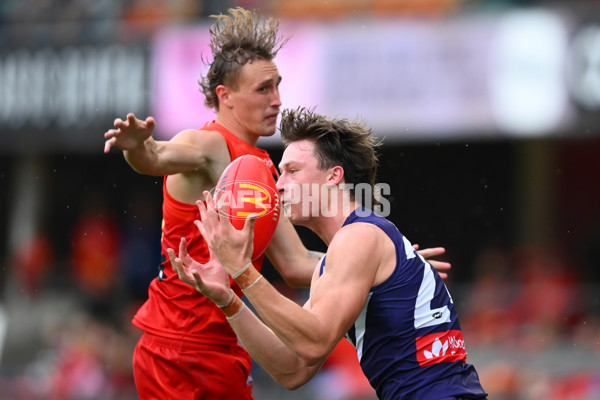 AFL 2025 Round 12 - Gold Coast v Fremantle - A-59755975