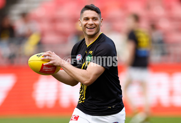 AFL 2025 Round 12 - GWS v Richmond - A-59756025
