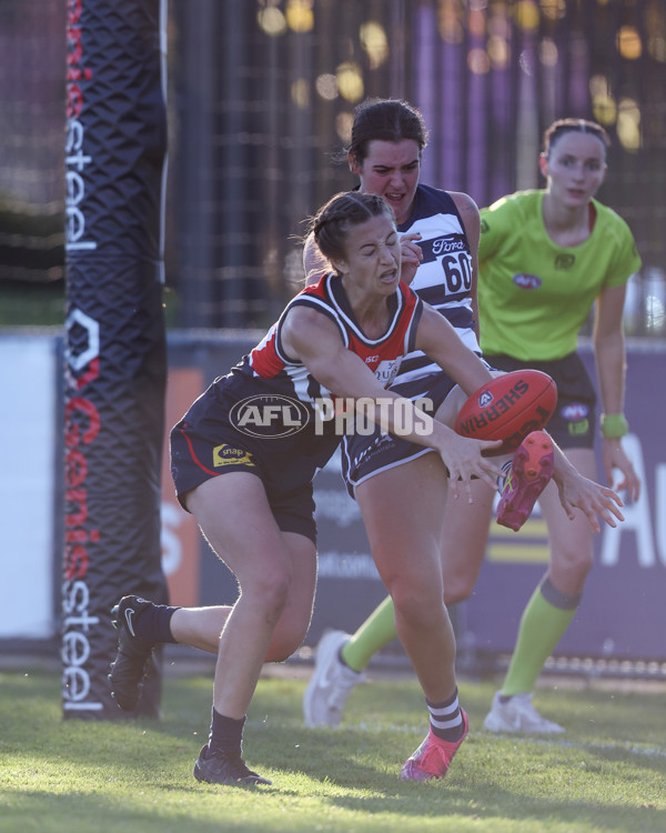 VFLW 2025 Round 07 - Darebin Falcons v Geelong Cats - A-59757479