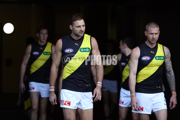 AFL 2025 Round 12 - GWS v Richmond - A-59757488