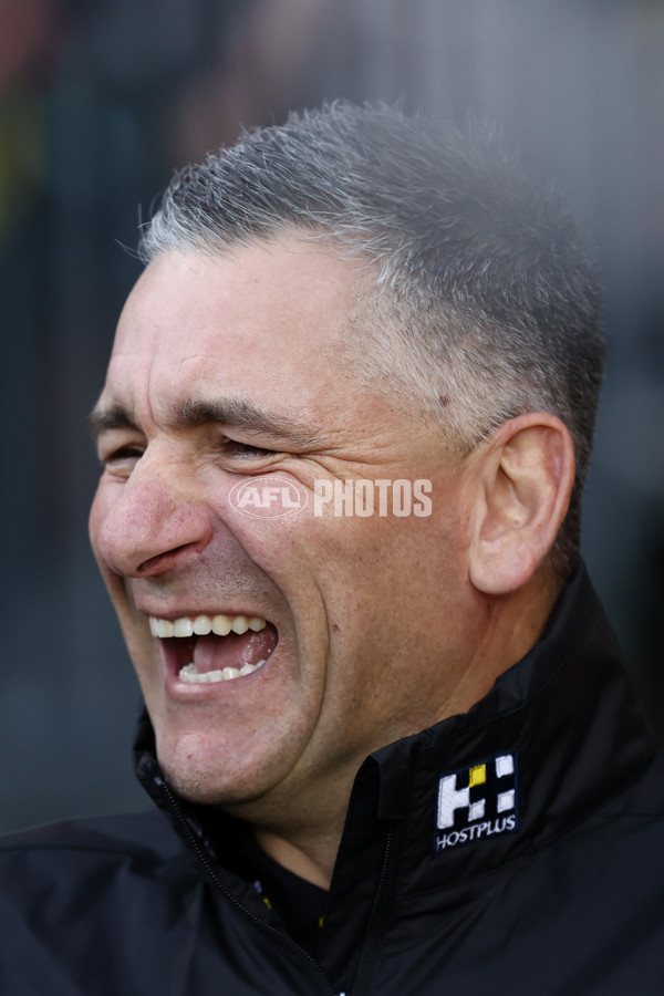 AFL 2025 Round 12 - GWS v Richmond - A-59758082