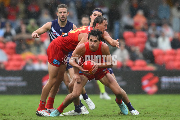 AFL 2025 Round 12 - Gold Coast v Fremantle - A-59758091