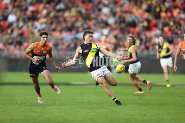 AFL 2025 Round 12 - GWS v Richmond - A-59760127