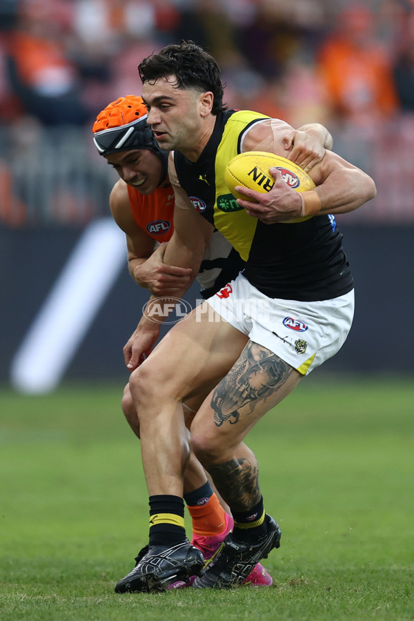 AFL 2025 Round 12 - GWS v Richmond - A-59760910