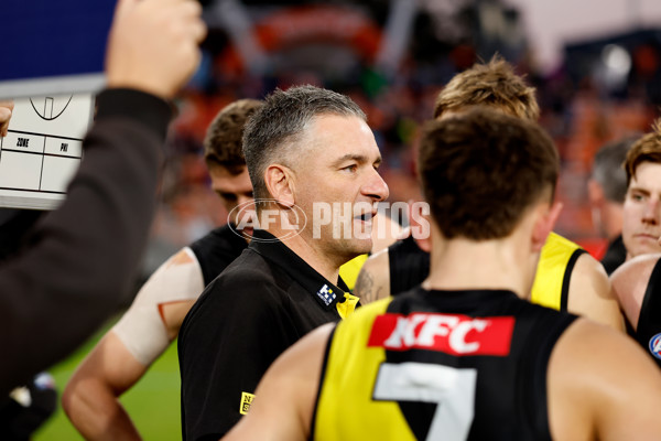 AFL 2025 Round 12 - GWS v Richmond - A-59760958